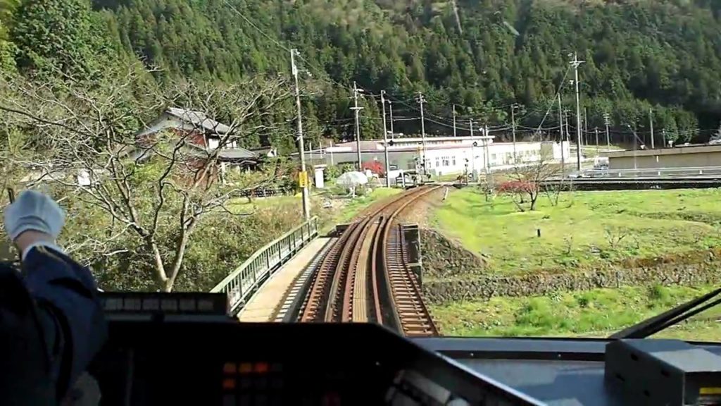 Train from Takayama to Nagoya JR Wideview.