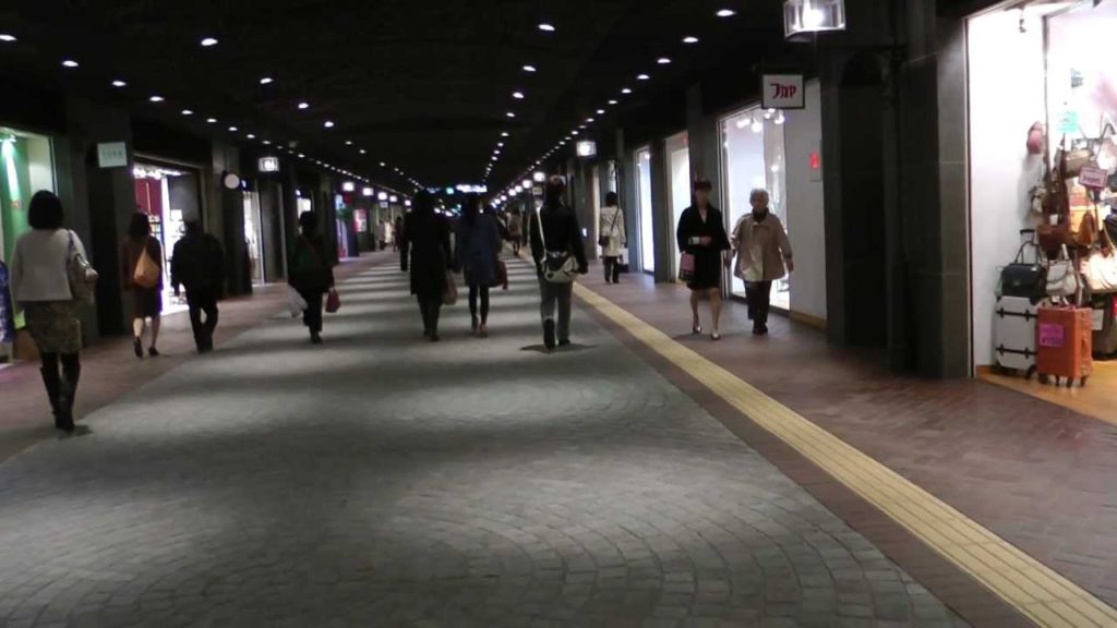 Japan Street Scene: Fukuoka's Tenjin Chikagai 2