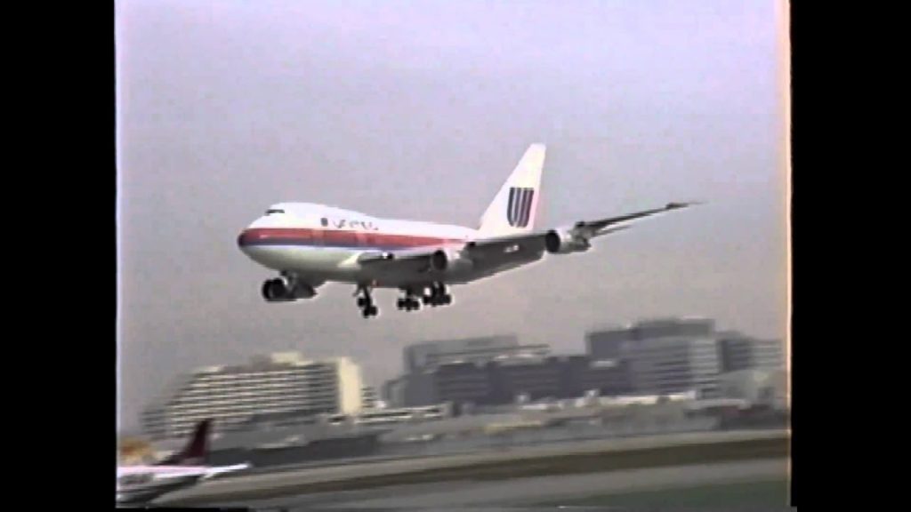 United Airlines Boeing 747SP-21 Landing at LAX