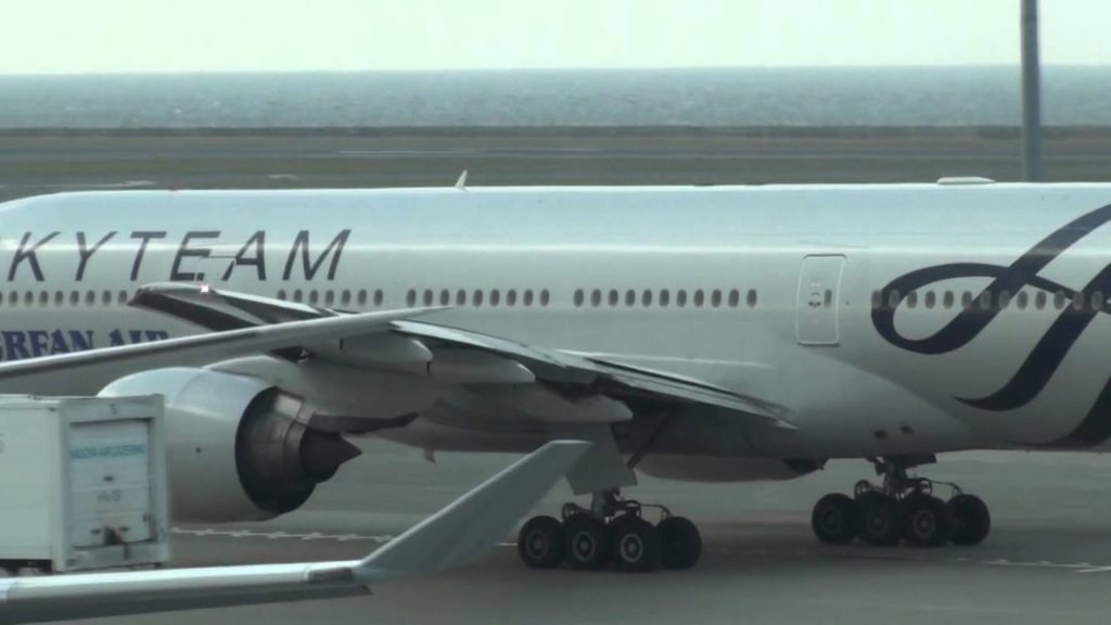 Korean Air Skyteam Boeing 777 Nagoya Chubu Centrair International Airport