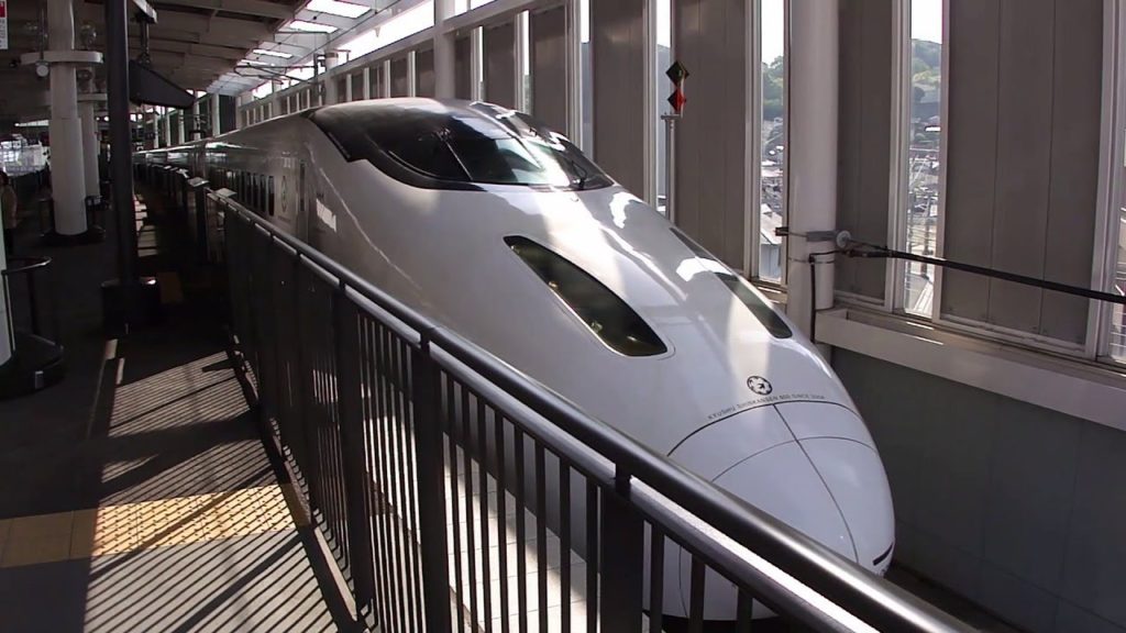 JR九州新幹線 熊本駅にて(At Kumamoto Station on the JR Kyushu Shinkansen)