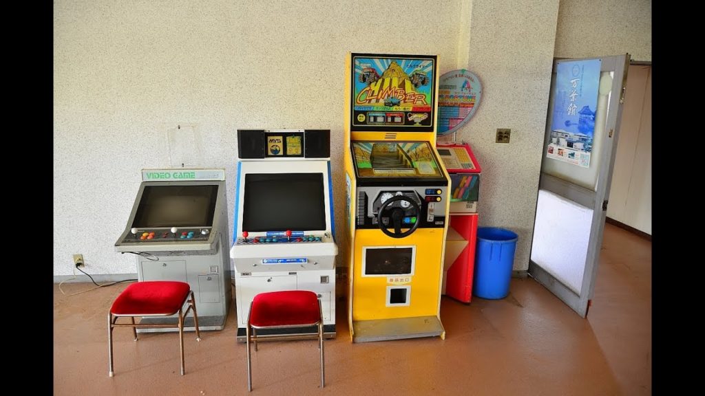 Wakayama Beach Hotel – Rooms, arcade machines, shared baths Wakayama Beach Hotel - Rooms, arcade machines, shared baths