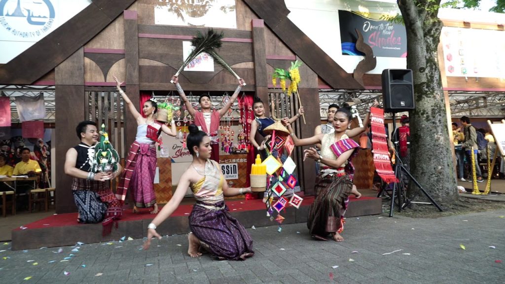 Traditional Thai Dance by Anukoolnaree School in Thai Festival Tokyo 2019  (5)