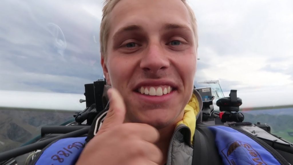 DOMINIC GAAT DE LUCHT IN ZONDER MOTOREN?! | NIEUW-ZEELAND | WERELDREIS VLOG 44 🌍