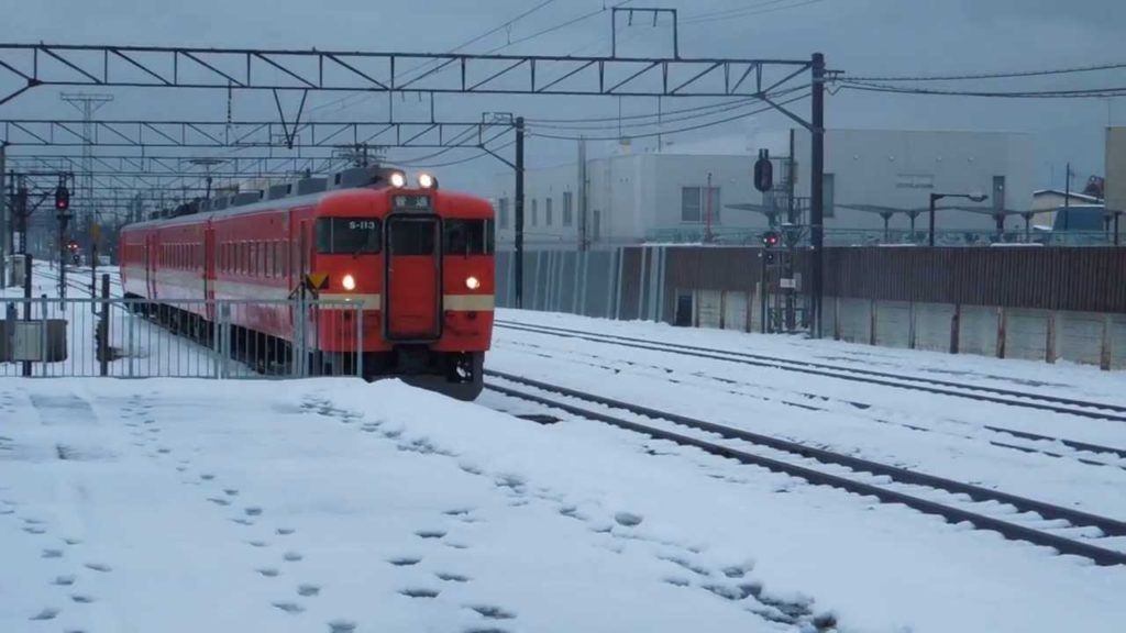 函館本線711系 滝川駅到着 JR-Hokkaido Hakodate Main Line 711 series EMU