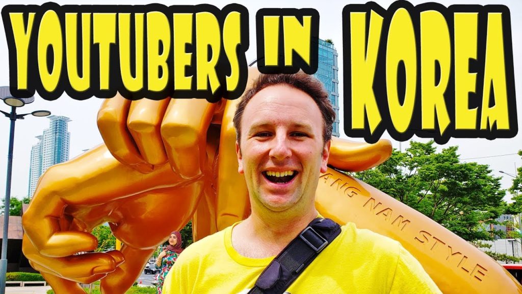 What it's Like to Travel With a YouTuber Group