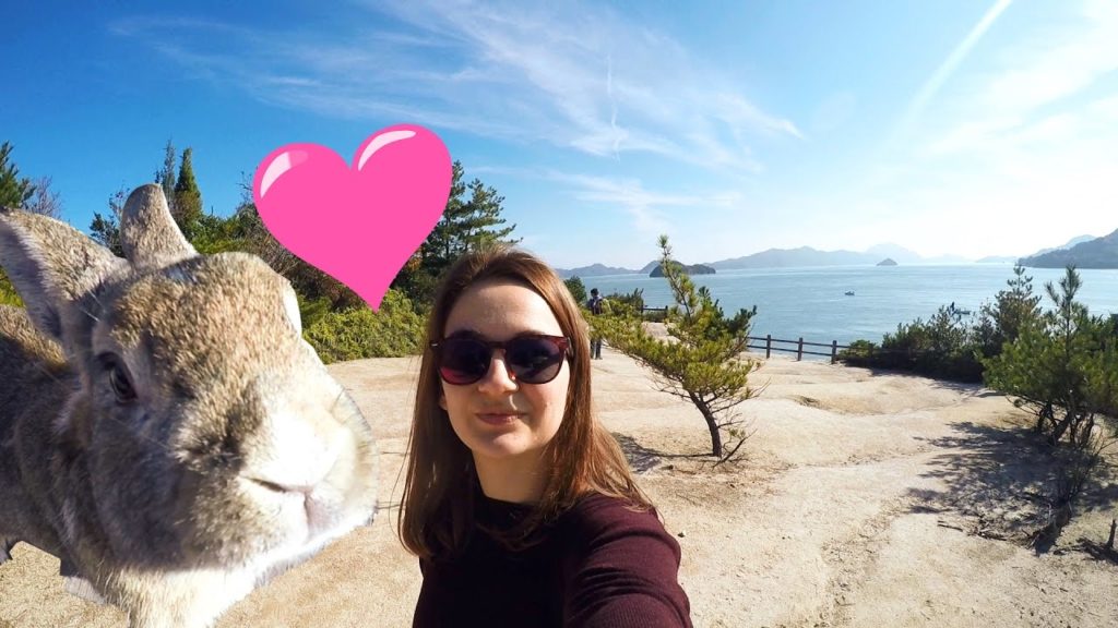 VLOG JAPON #3 – Hiroshima et le paradis des lapins! 🐇 VLOG JAPON #3 - Hiroshima et le paradis des lapins! 🐇