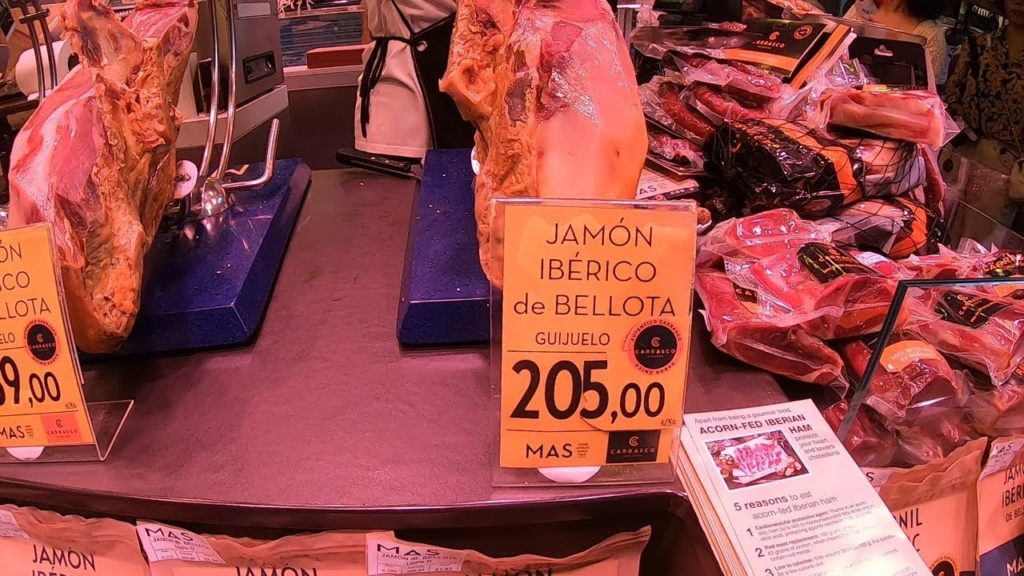 Travel Vlog | 200 euro JAMON and KOBE BEEF | La Boqeuria | BARCELONA E S