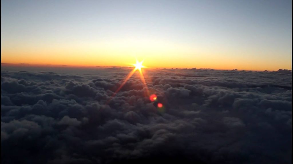 Sunrise on Mt Fuji Japan – Goraiko Sunrise on Mt Fuji Japan - Goraiko