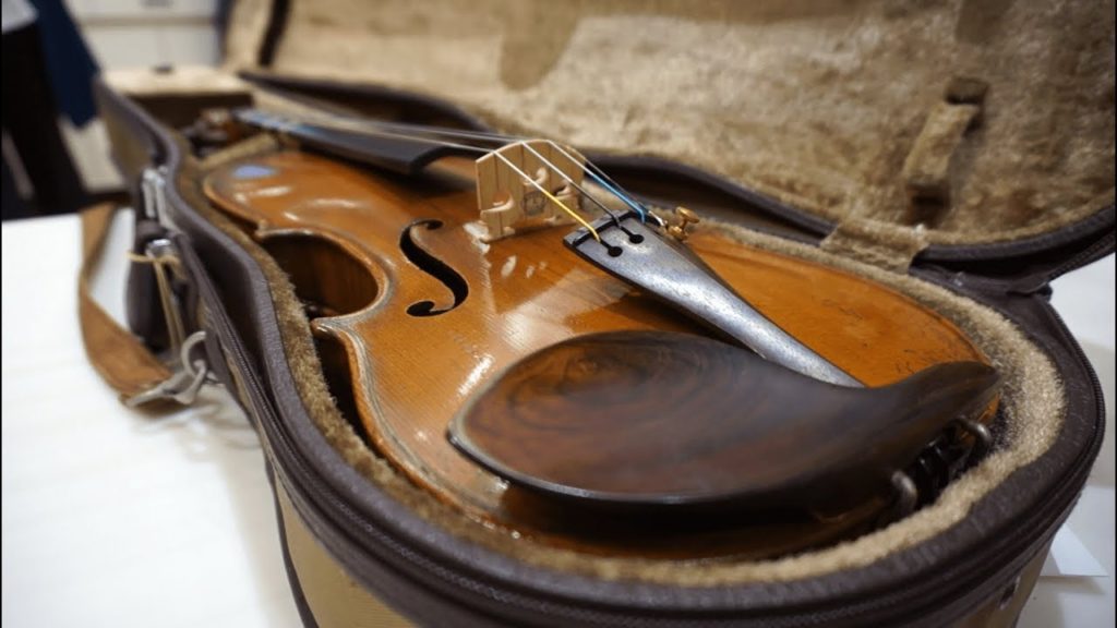 Getting our Violins repaired in Japan - Mini Vlog