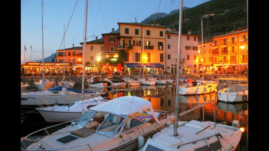 Garda, Lake Garda, Veneto, Italy, Europe Garda, Lake Garda, Veneto, Italy, Europe