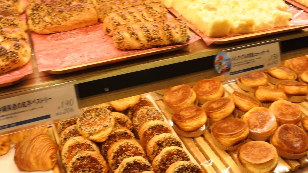 JAPAN Travel Guide, Travel to Osaka,  Takashimaya Osaka Store .BakeryJapanese bread,빵집