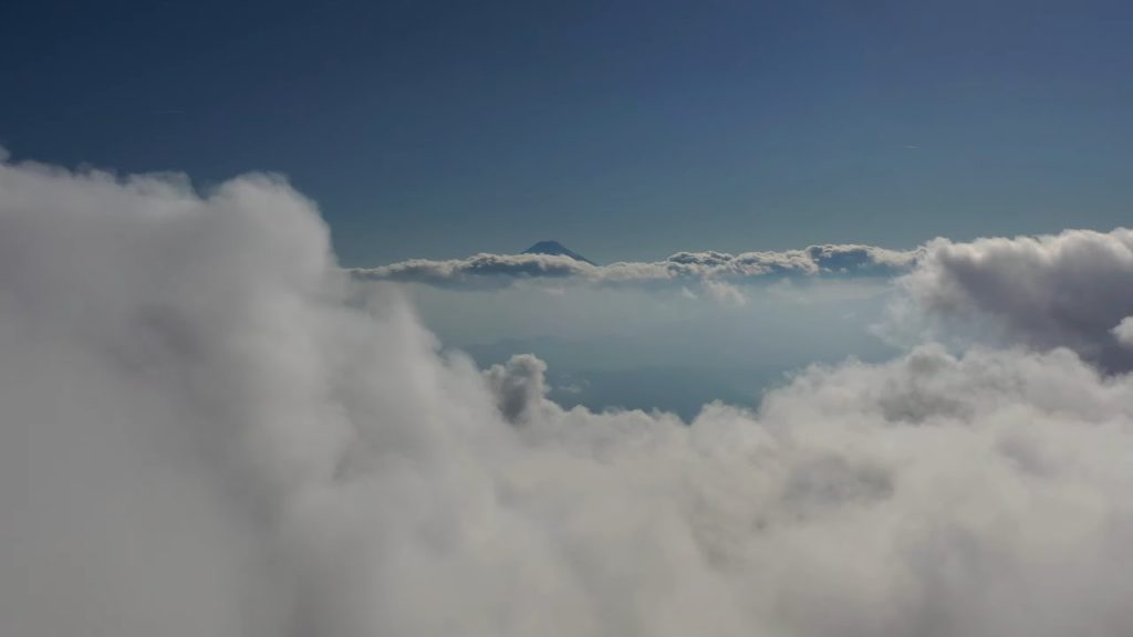 【4K】Testing Davinci Resolve 16. Random flight from mt. Takanosu, mt. Fuji on the horizon.