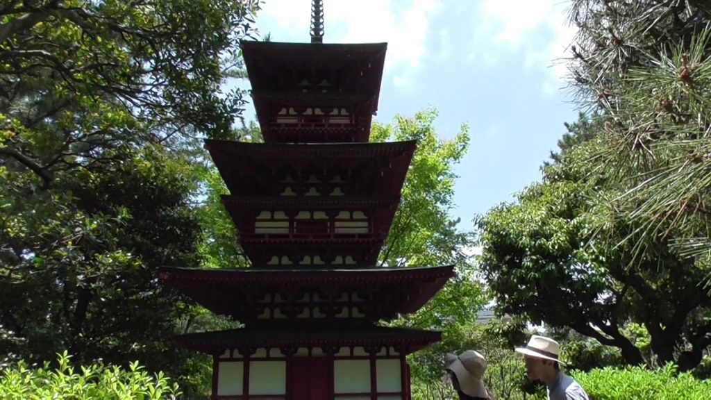 Japan Vlog Day 12 - Japanese Garden and Sea in Chigasaki + Tasting Wagyu Beef