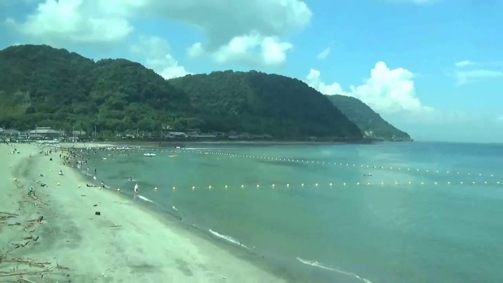 Iso Swimming Beach - Too Many People! - (Kagoshima City, Japan)