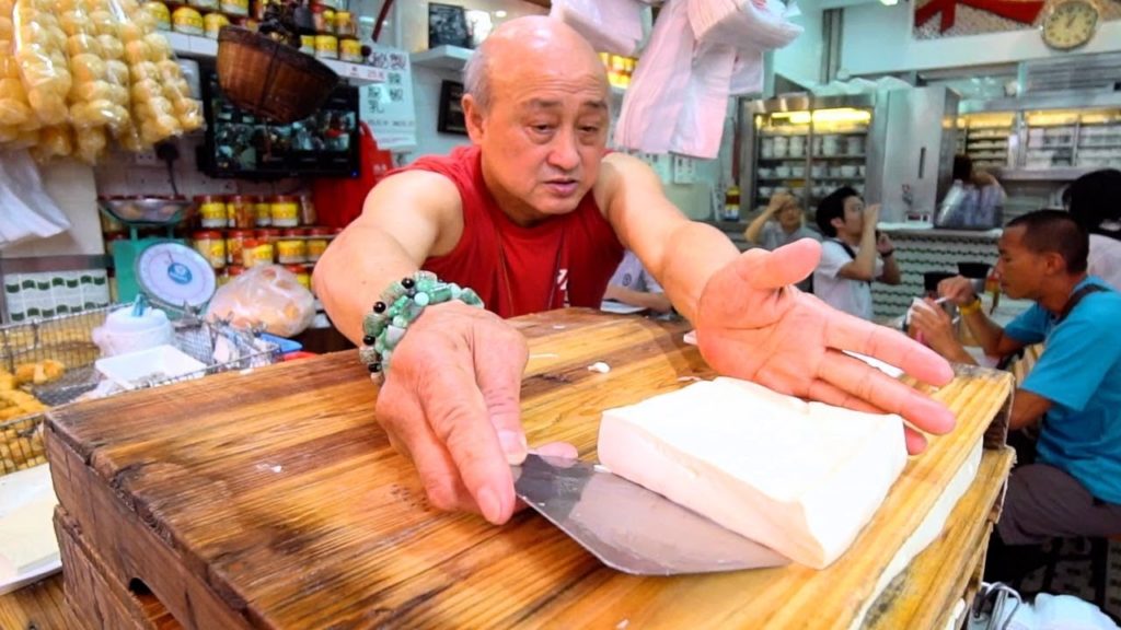 Hong Kong Street Food – LEGENDARY Dai Pai Dong in Sham Shui Po!!! BEST Street Food in Hong Kong! Hong Kong Street Food - LEGENDARY Dai Pai Dong in Sham Shui Po!!! BEST Street Food in Hong Kong!