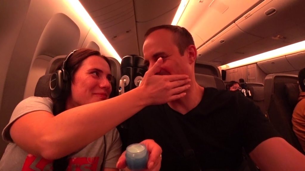 PREMIUM ECONOMY vs ECONOMY China Airlines Frankfurt Taipeh Bali