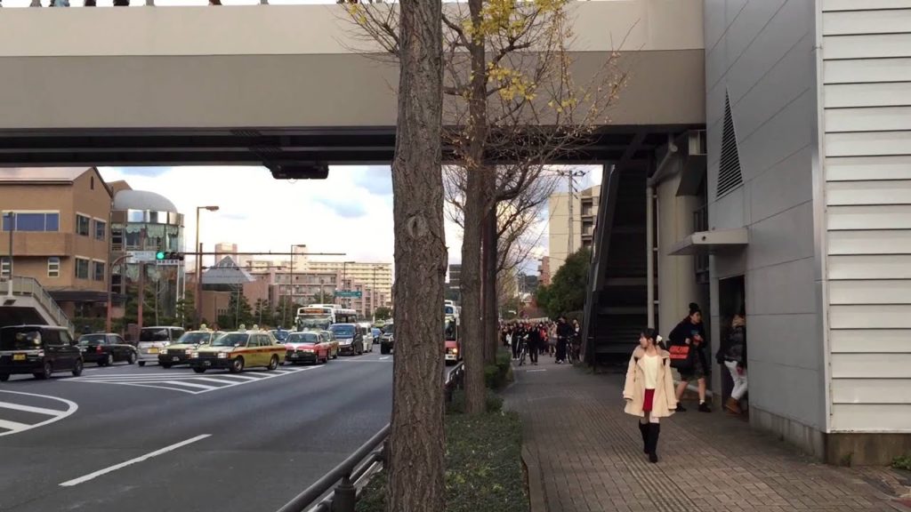 Akasan's Quickie: EXILE tour bus