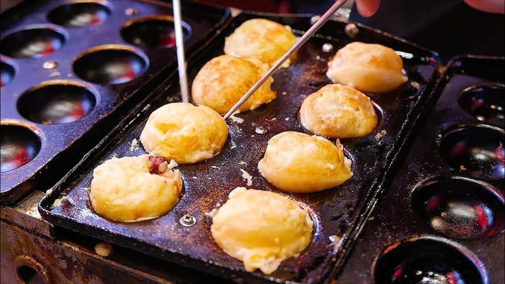 Japanese Street Food - BLACK OCTOPUS BALLS Ninja Takoyaki Osaka Japan