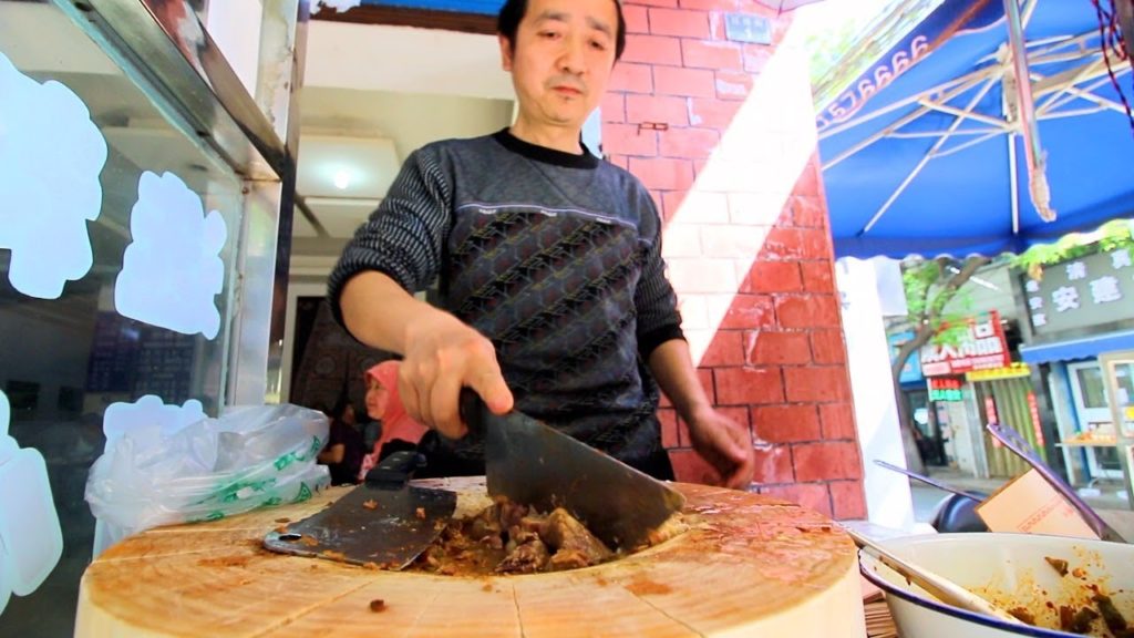 Xi'an Street Food – CHINESE HAMBURGER + STREET FOOD in China | BEST Chinese Street Food Xi'an Street Food - CHINESE HAMBURGER + STREET FOOD in China | BEST Chinese Street Food