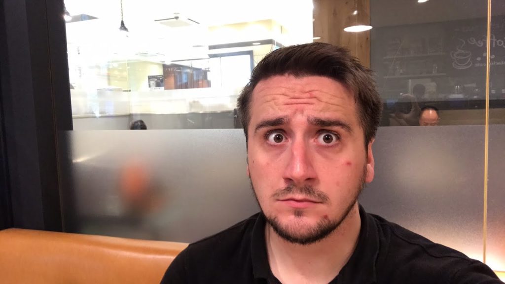 Livestream from a Cafe in Kobe