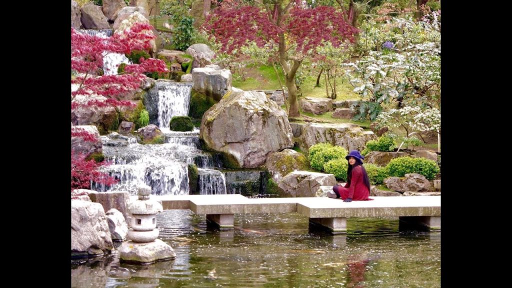 TRAVEL VLOG | KYOTO GARDEN 2016-  Holland Park (Best Park In London)