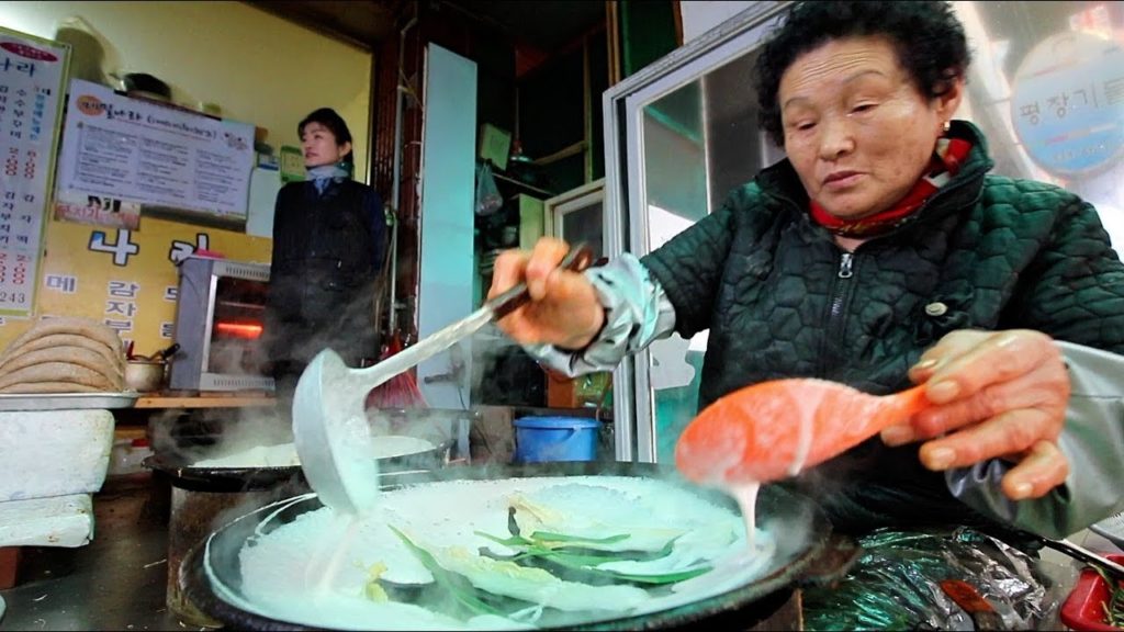 KOREAN STREET FOOD Tour in PyeongChang, Korea | RARE STREET FOOD in KOREA + BEST PLUMP Dumplings!!