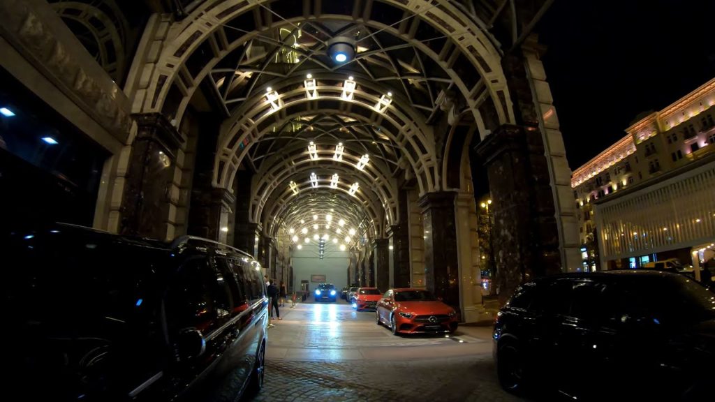 ⁴ᴷ⁵⁰ Walking Moscow: Moscow Center - Interactive Video - Part 3 (2⁄4): Turn Right to Tverskaya St