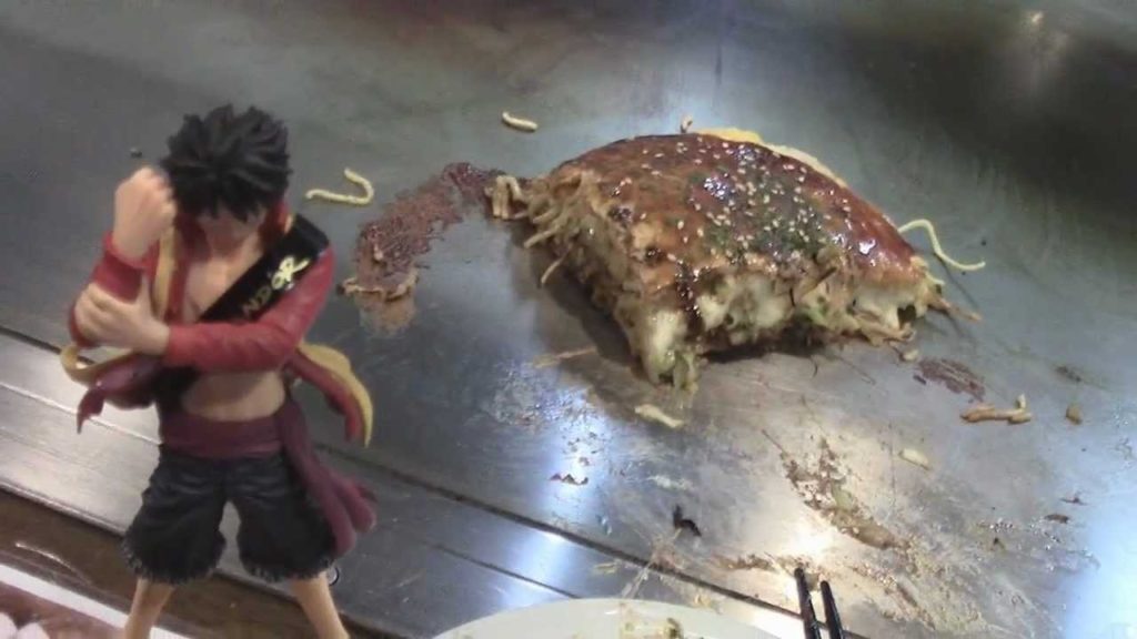 One Japan #126 Local Okonomiyaki in Hiroshima 日本全国電車！広島のおこのみやき