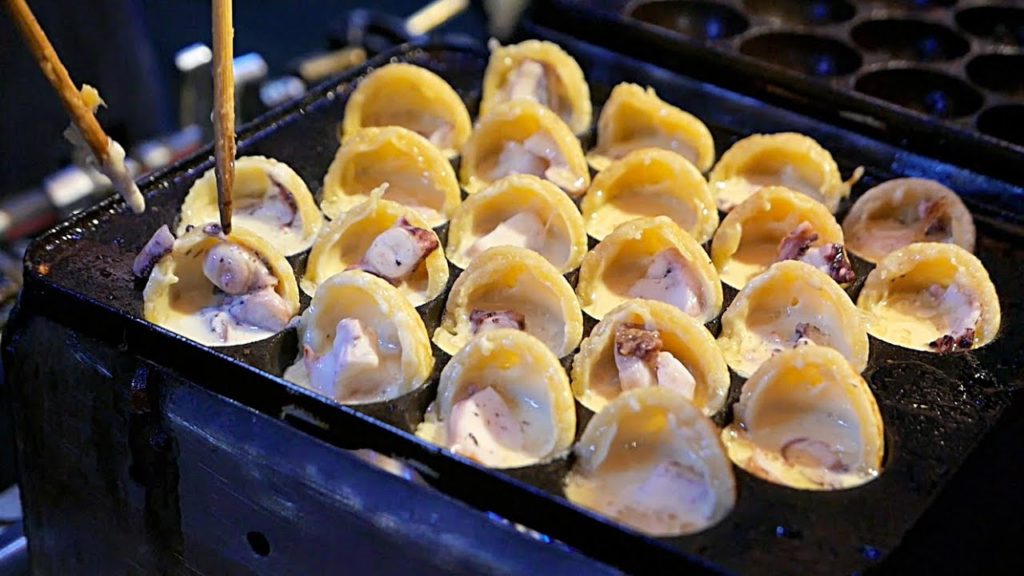 Bangkok Street Food - TAKOYAKI Japanese Octopus Balls Thailand