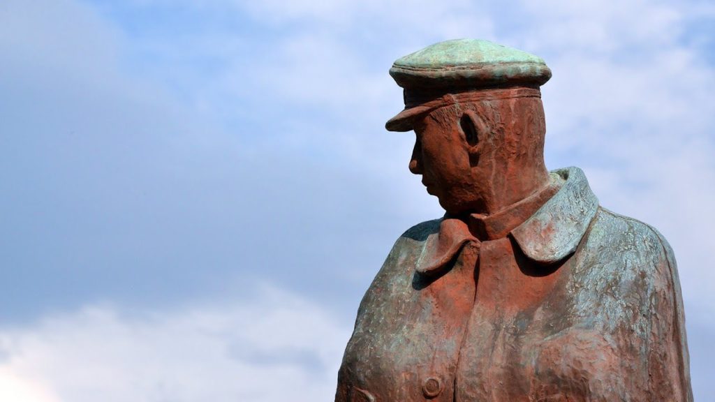 熱海の海岸と駅前街散策 Walking in Atami town:熱海の旅 Journey to Aatami