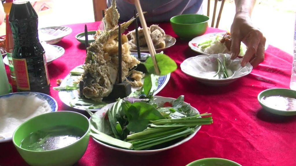 アキーラさん！ベトナム・メコンデルタ8ベトナム料理・エレファントフィッシュThe Mekong River,Vietnam