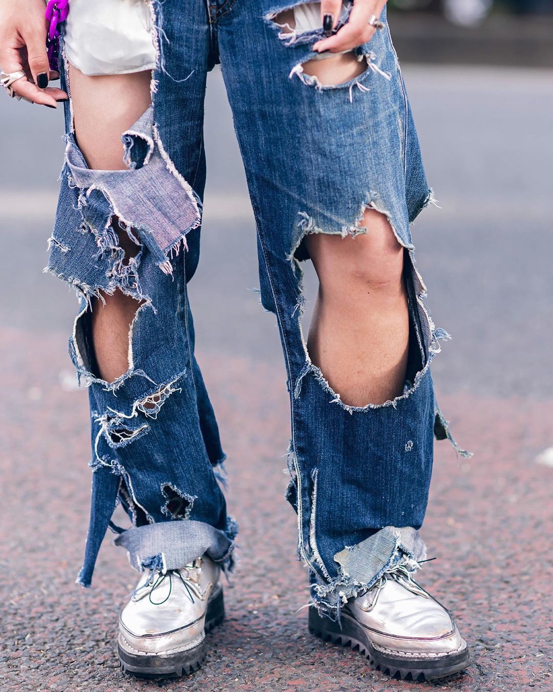 Tokyo Fashion: Japanese teens Kan (@doku_tokuuu) and Kureha (@mmkureha ...