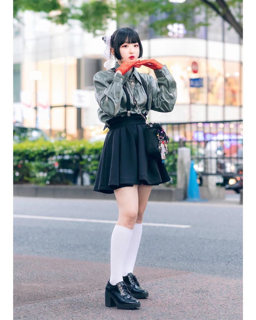 17-year-old Japanese student Anzu (@a_landboundspirit) on the street in Harajuku...