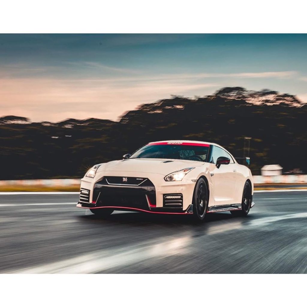 King of the racetrack 
Photo @street.63 .
.
.
.
Follow the Crew:  @Nissan_GTR_Lo...