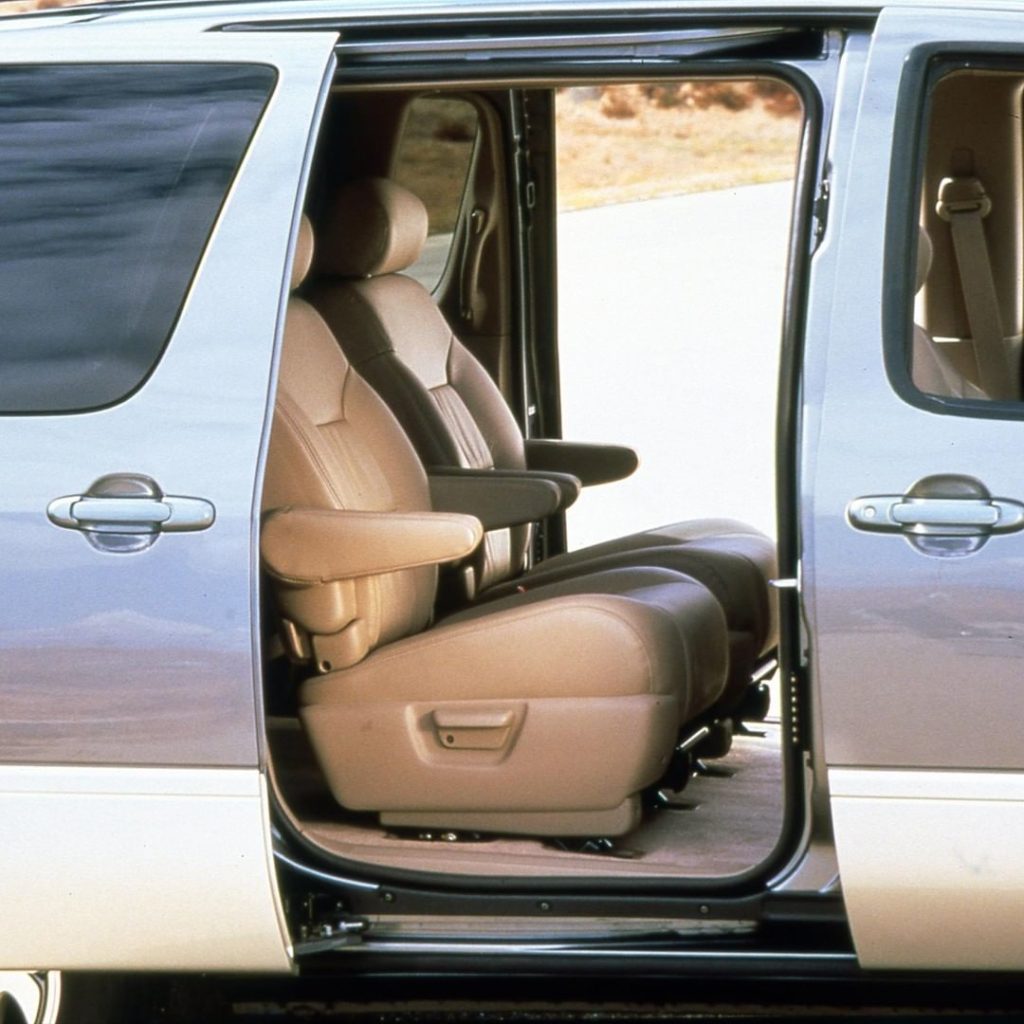 We had to add a third row to hold all that swag. #TBT #Sienna #1998 #LetsGoPlace...