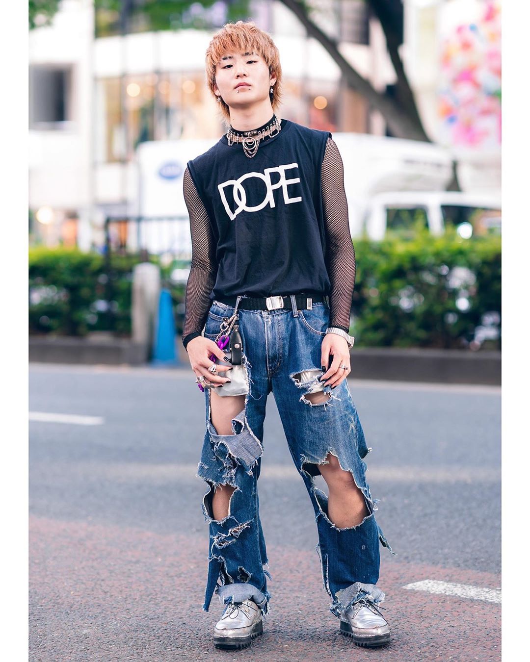 Tokyo Fashion: Japanese teens Kan (@doku_tokuuu) and Kureha (@mmkureha ...