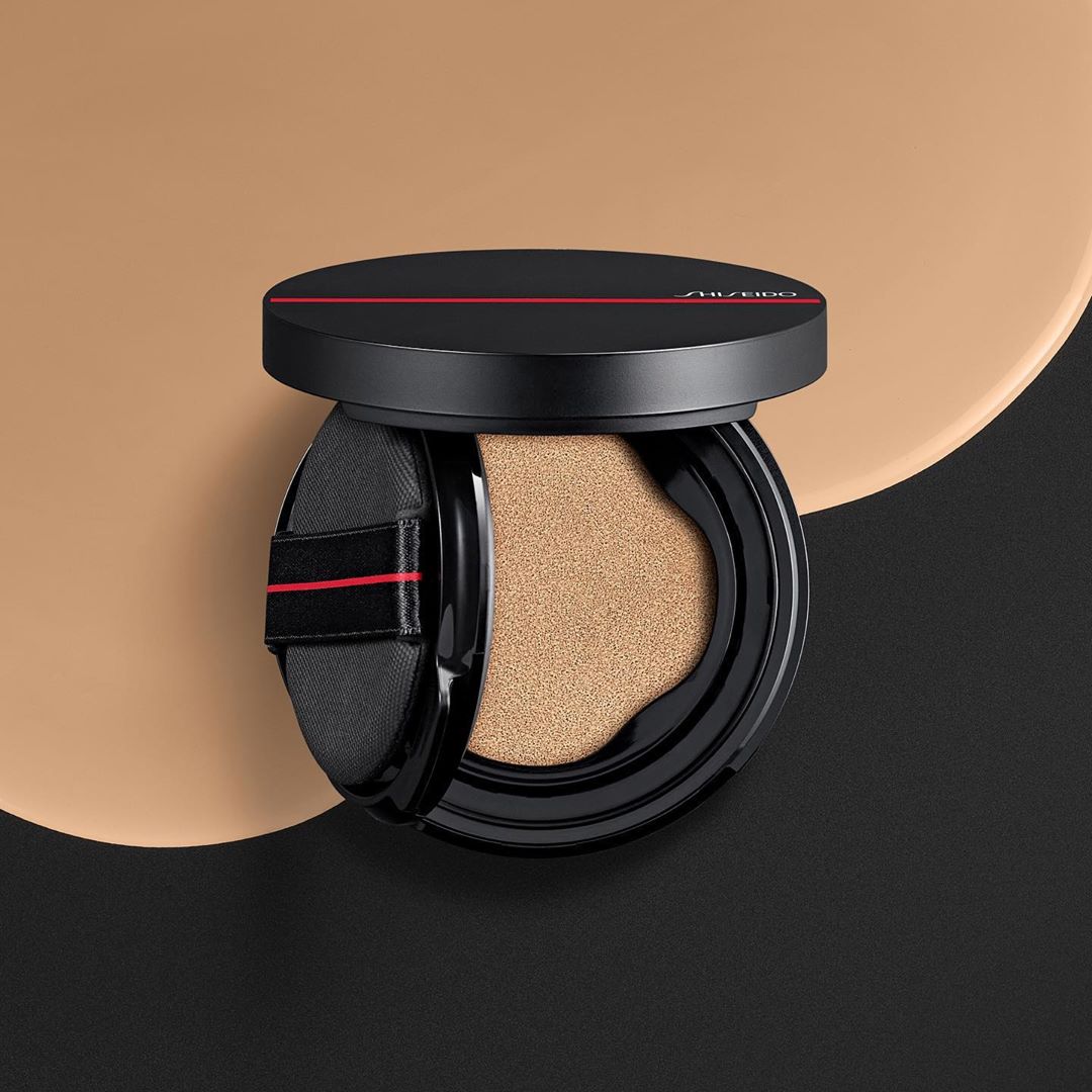 Skin cushion. Кушон Shiseido. Shiseido Synchro Skin self-refreshing Cushion Compact. Шисейдо кушон 220. Shiseido Cushion 210.