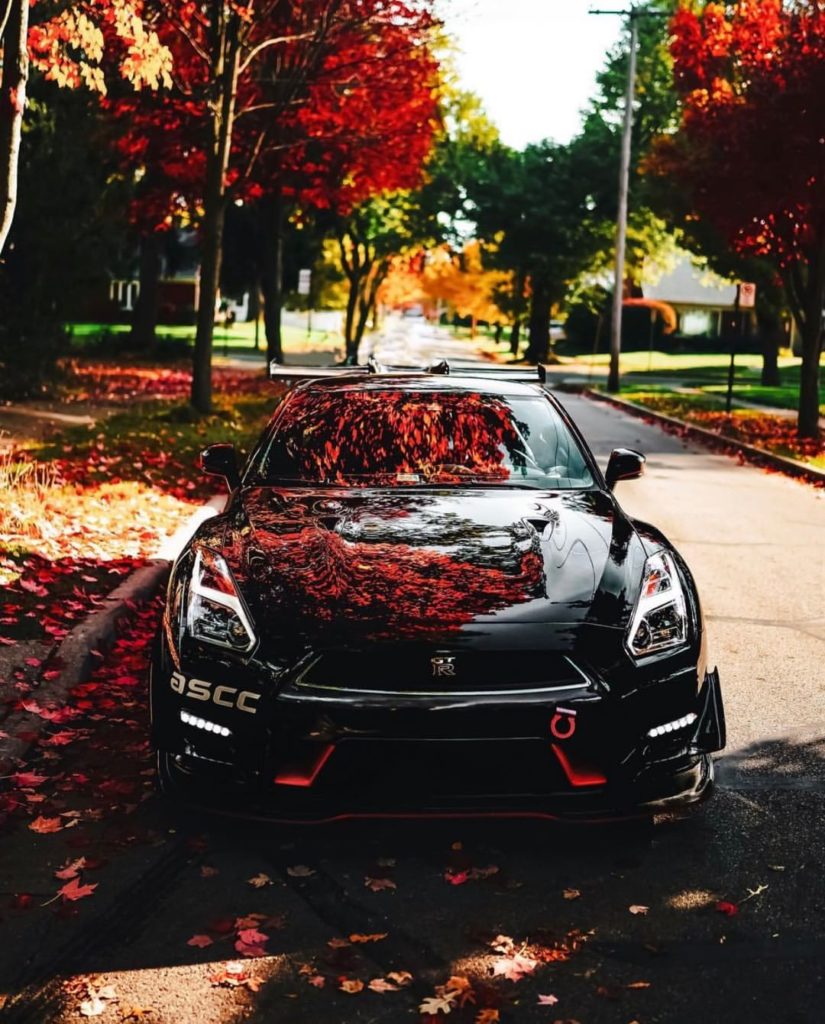 That's our kind of leaf blower.  #NissanGTR #OMGTR & @zhuohao_liu...