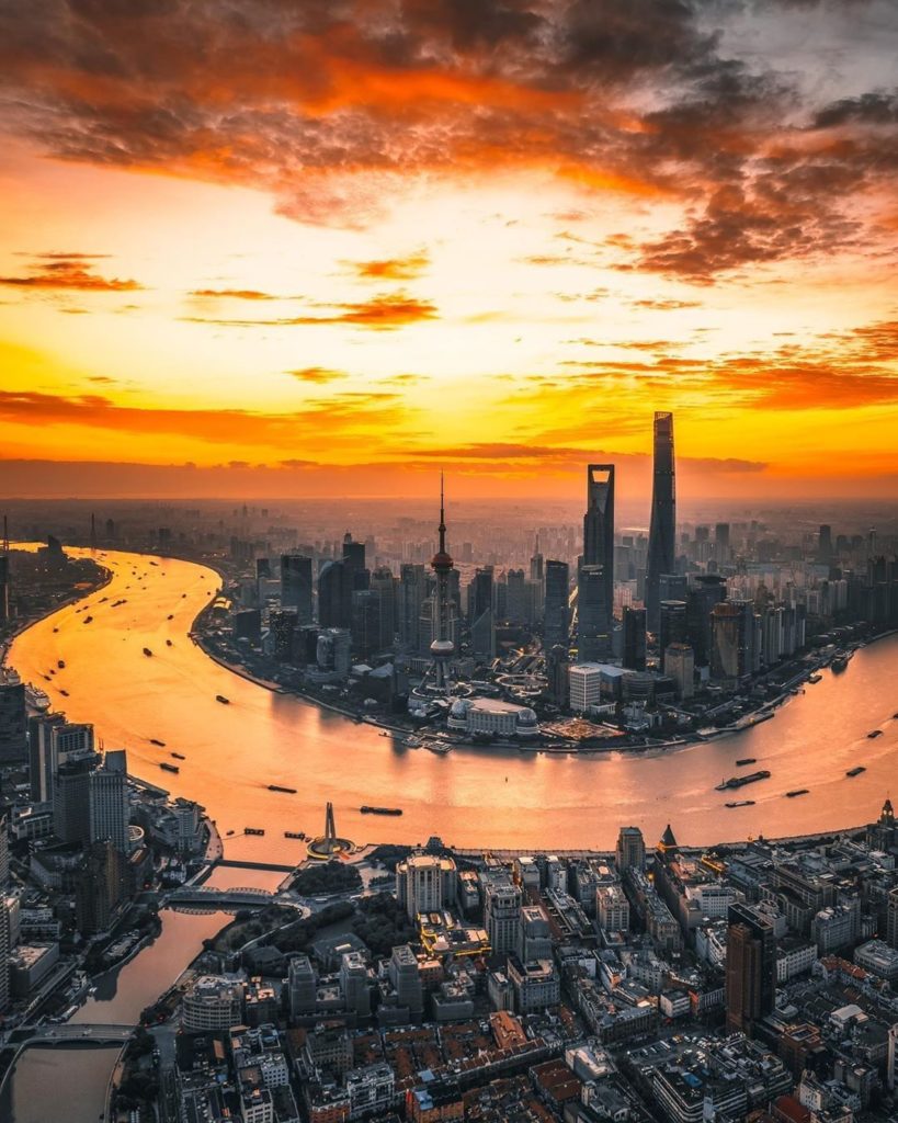 Japan Airline: .
#SeptemberMyWay As the Huangpu River winds its way through Shanghai, morning b… .
#SeptemberMyWay As the Huangpu River winds its way through Shanghai, morning b...