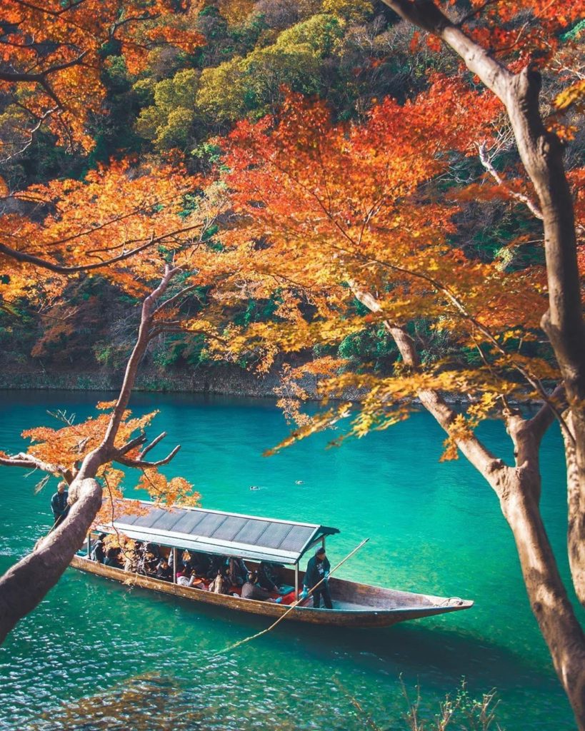 Japan Travel: Happy Autumn Equinox Day! Today’s a public holiday here in Japan, and we’re drea… Happy Autumn Equinox Day! Today's a public holiday here in Japan, and we're drea...