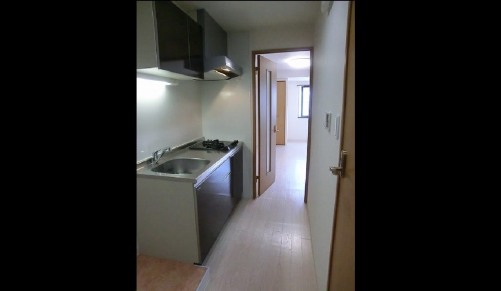 Japanese Apartment Tour: Two 1K apartments in Yodogawa-ku, Osaka