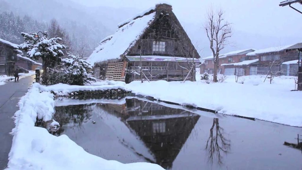 Shirakawago & Kanazawa Winter December 2011