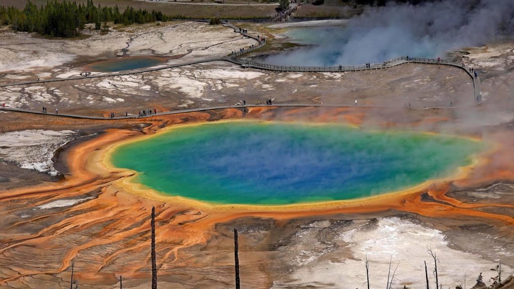 Grand Prismatic Spring, Yellowstone National Park, USA in 4K (Ultra HD)
