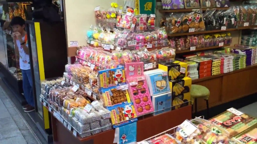 Tokyo Tourist highlights - Japan Travel Vlog - Takeshita Street, Skytree, Taito Station, Asakusa