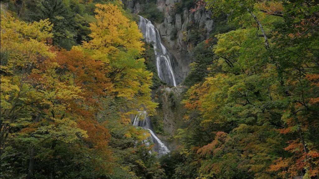 旭川への旅Day2～大雪山旭岳・天人峡・青い池 275㎞（4K）