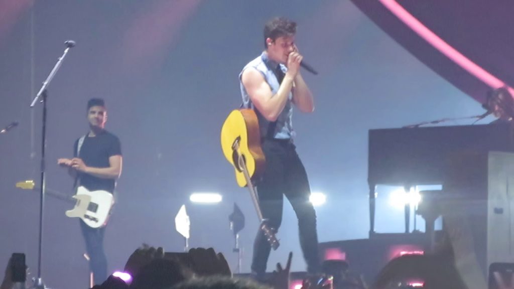 Lost in Japan - Shawn Mendes - The Tour Barcelona