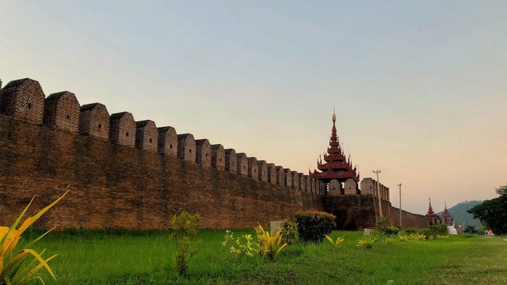 မန်းတောင်ရိပ်ဆီခိုလှုံခြင်း | Mandalay | My Favourite City in Myanmar