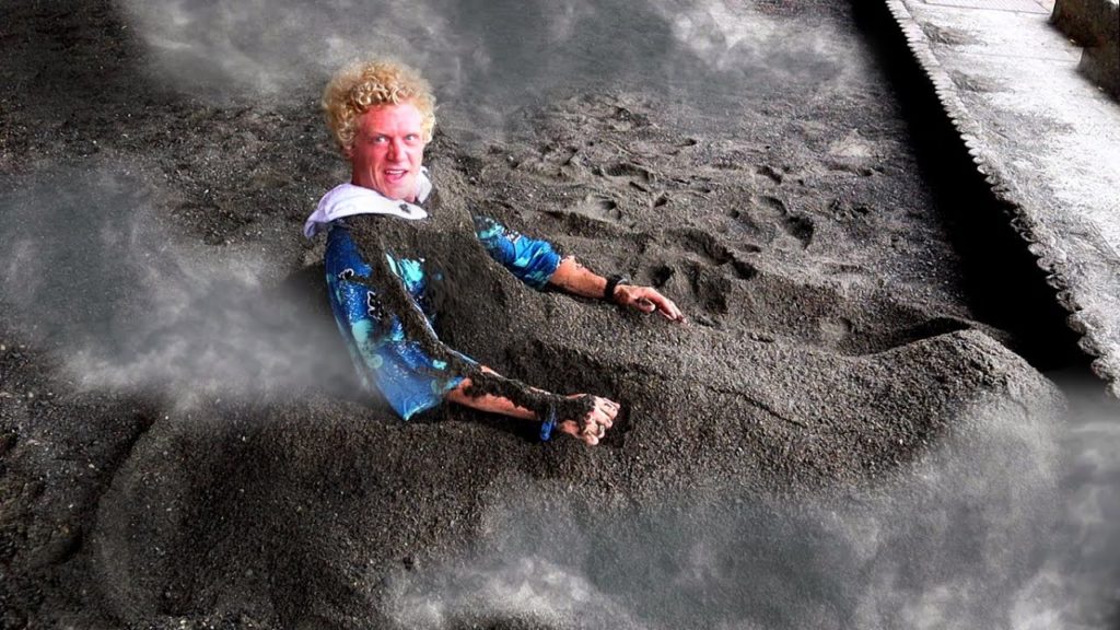 Volcanic Sand Bath & The lost Island (IBUSUKI, JAPAN) Volcanic Sand Bath & The lost Island (IBUSUKI, JAPAN)