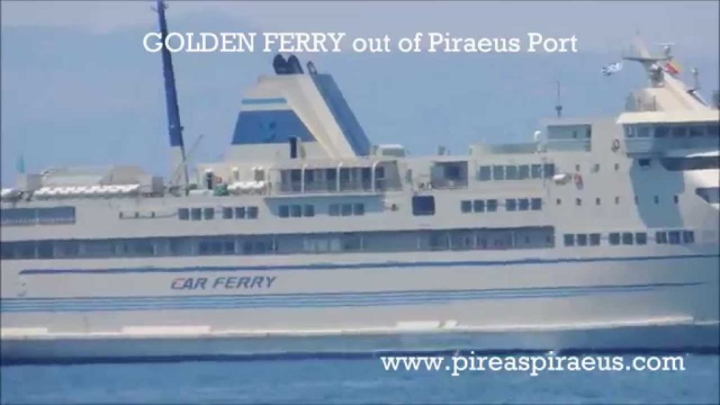 GOLDEN FERRY out of Piraeus Port